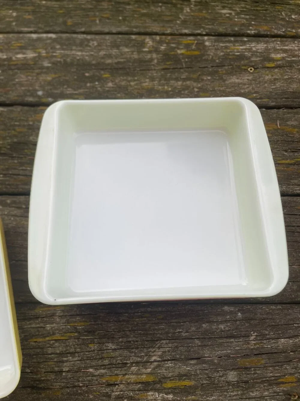 Vintage Pyrex Set of Three Baking Dishes Citrus Colors